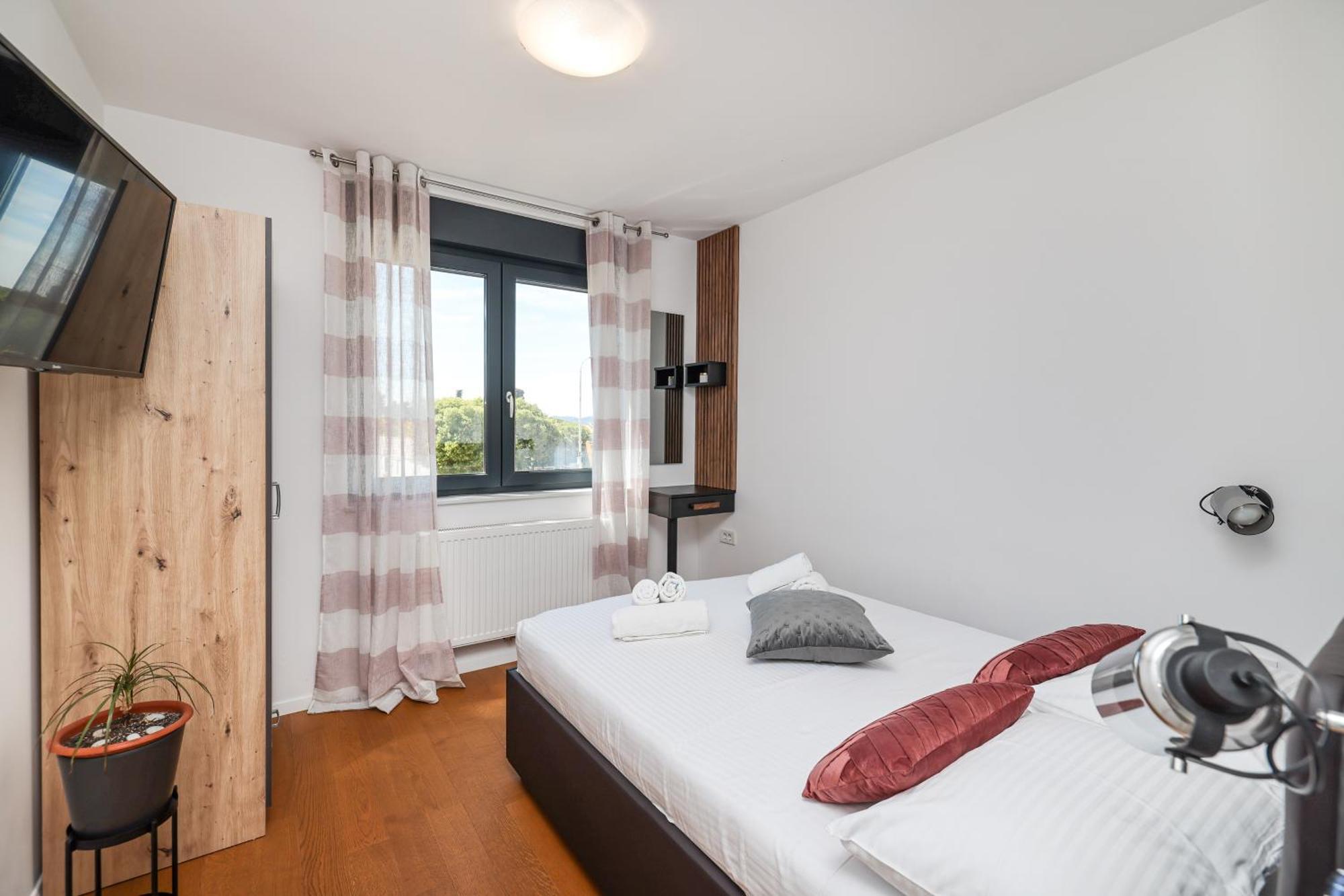 Luma Luxury Apartment With Jacuzzi Zadar Exterior photo